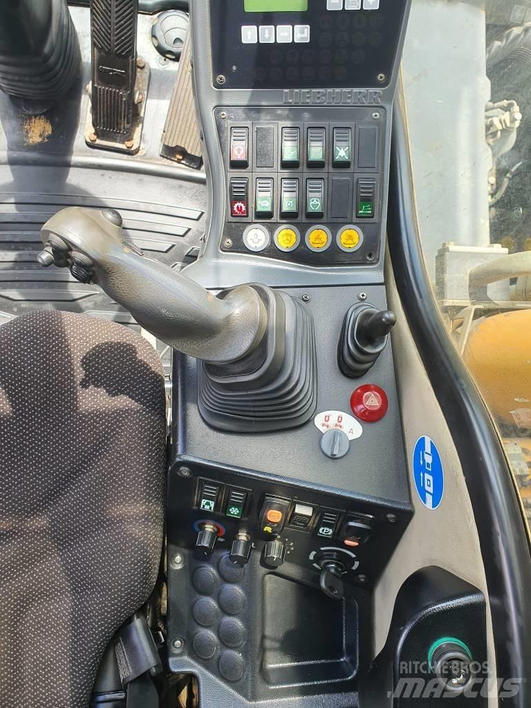 Liebherr A314 Wielgraafmachines