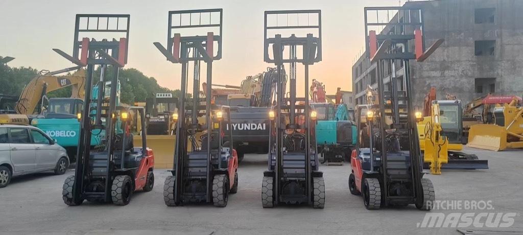 Toyota 8 FD 30 Diesel heftrucks