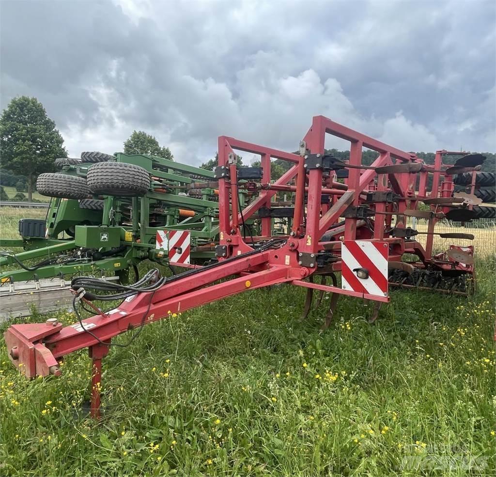Horsch Tiger 4 AS Cultivatoren