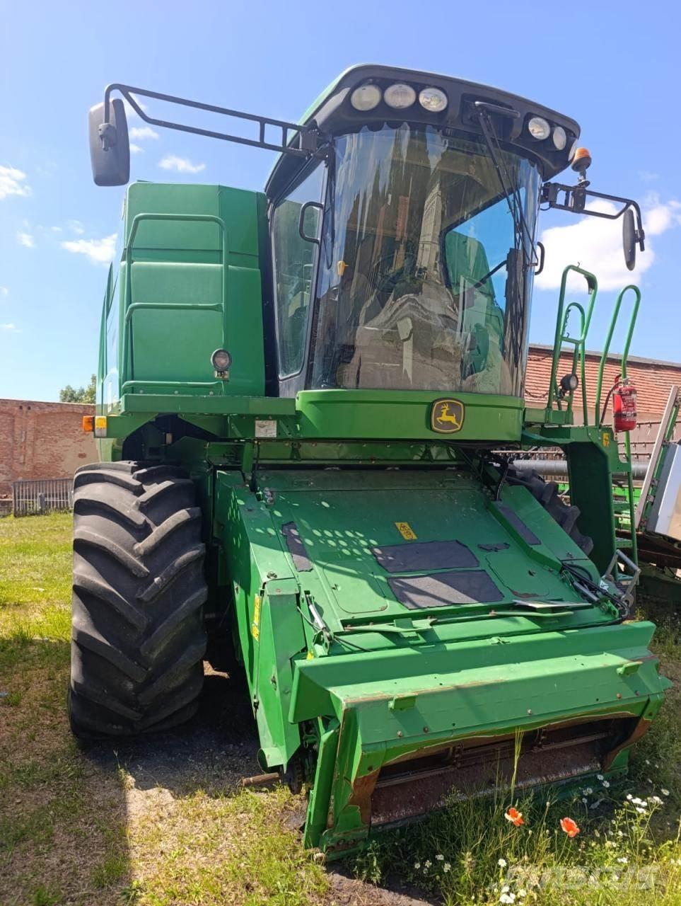 John Deere W650 Maaidorsmachines