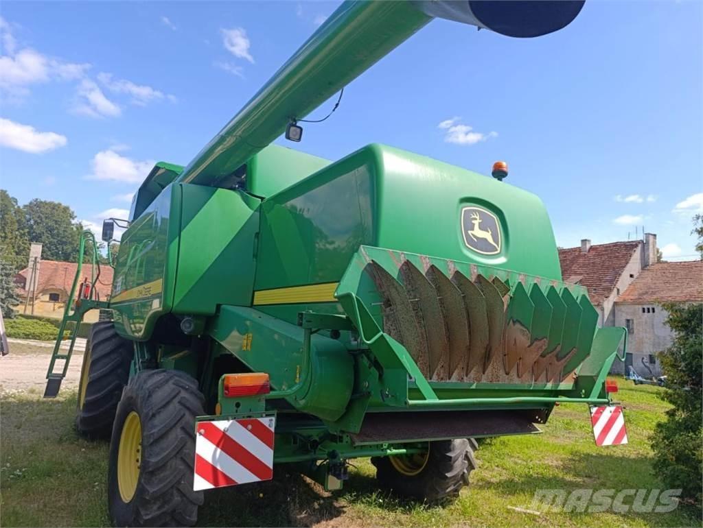 John Deere W650 Maaidorsmachines