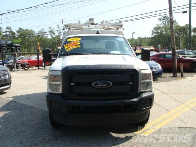 Ford F 350 SD Bestelwagens met open laadbak
