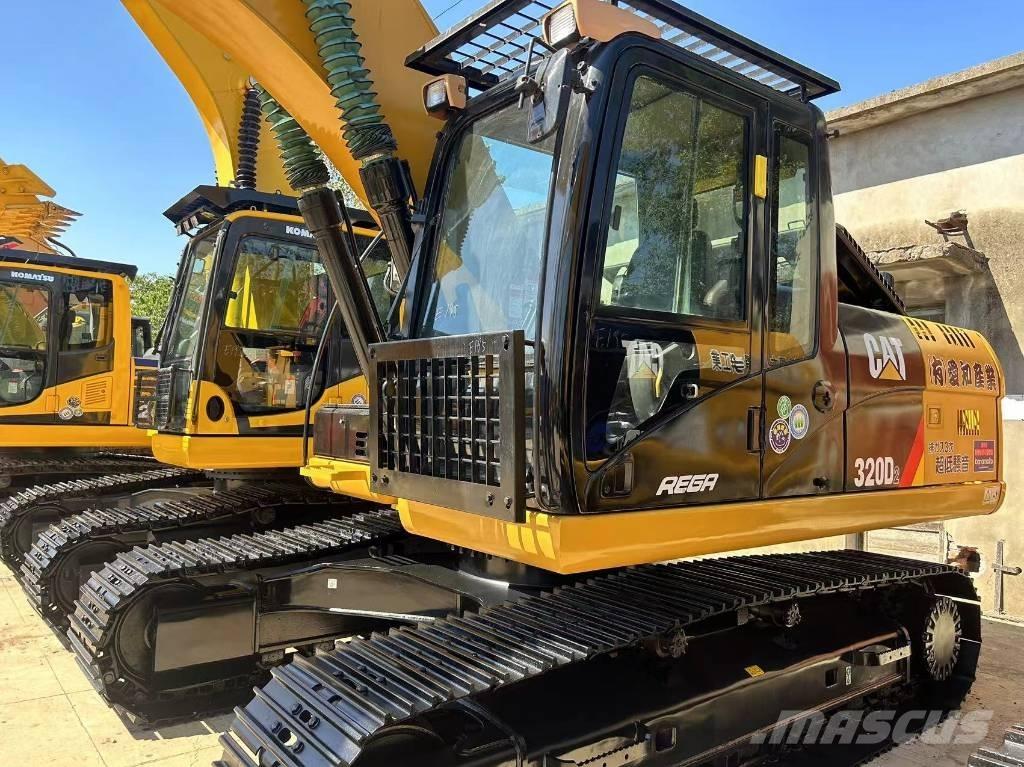 CAT 320 D Rupsgraafmachines
