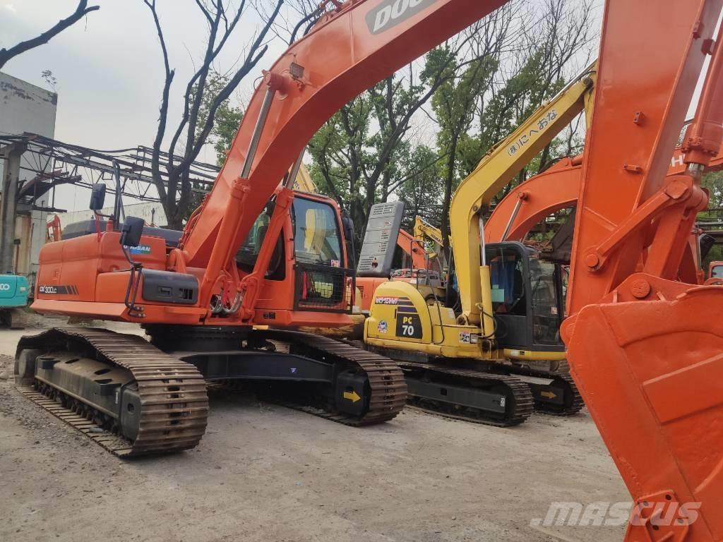Doosan dx300 Rupsgraafmachines