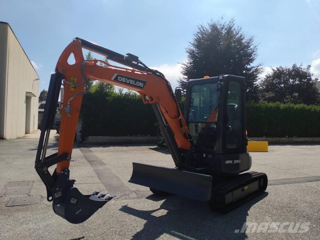 Develon DX 35 Z-7 Minigraafmachines < 7t