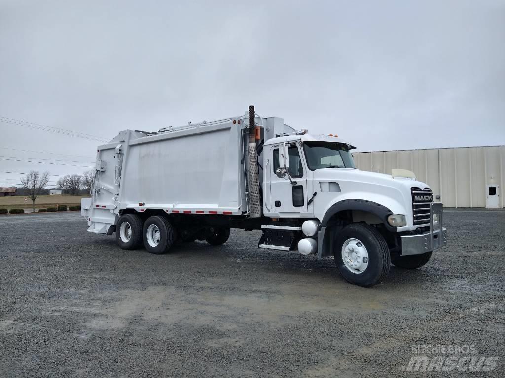 Mack GRANITE GU713 Vuilniswagens