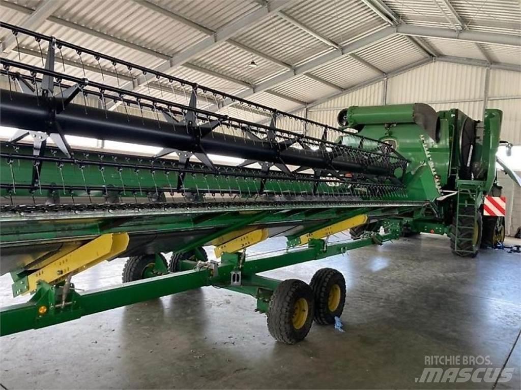 John Deere S 680 Maaidorsmachines