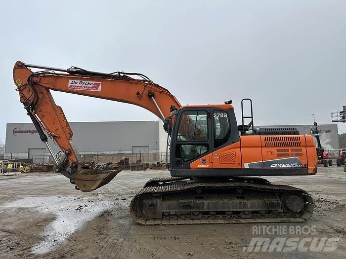 Doosan DX225LC-5 Speciale Graafmachines