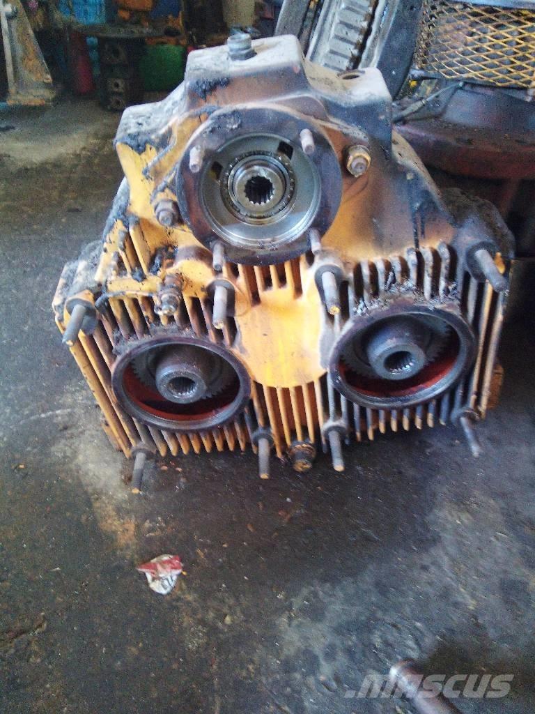 Liebherr R 954 B HD Transmissie