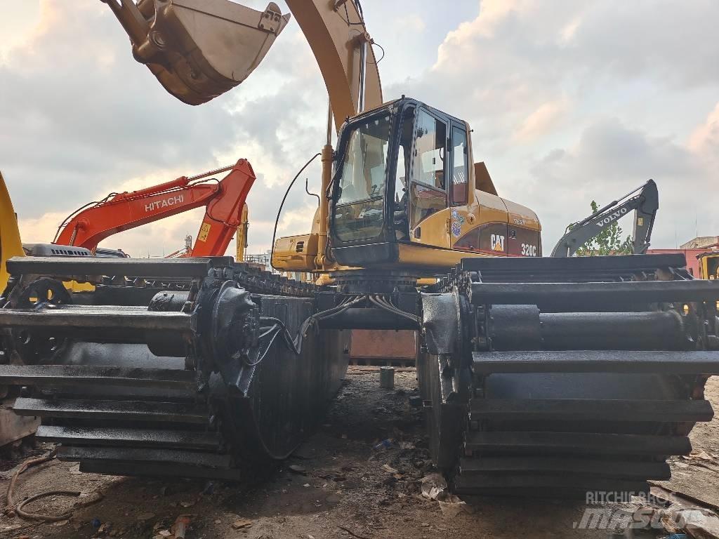 CAT 320 C Rupsgraafmachines