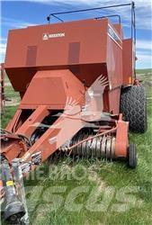 Hesston 4910 Vierkante balenpers