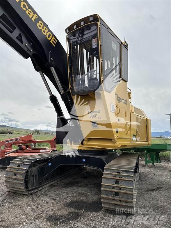 Tigercat 880E Boomstamladers