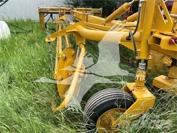 Vermeer R2800 Schudders