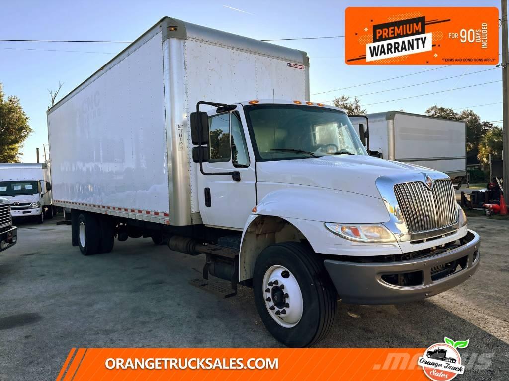 International 4300 Bakwagens met gesloten opbouw