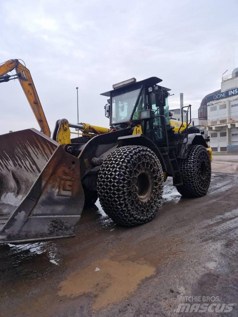 Hitachi ZW250-6 Wielladers