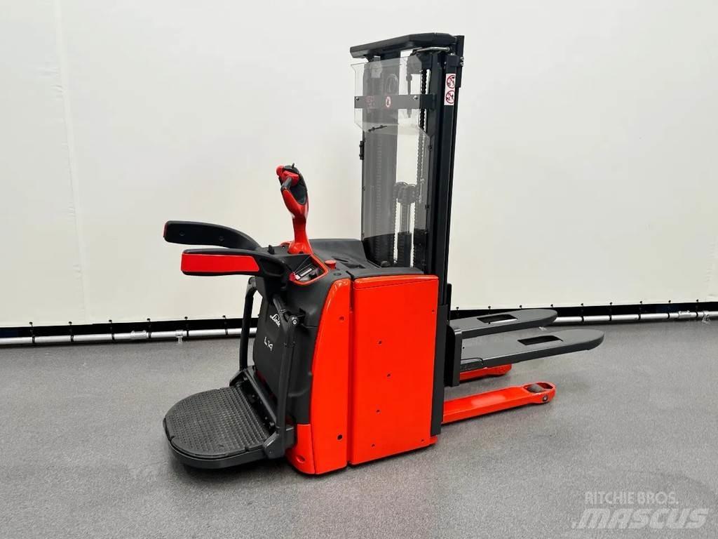 Linde L 14 AP Stapelaar meeloop