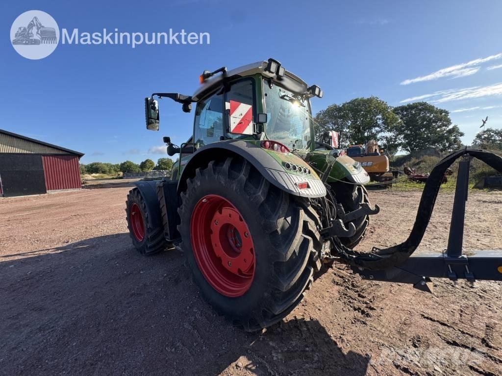 Fendt 724 Vario Tractoren