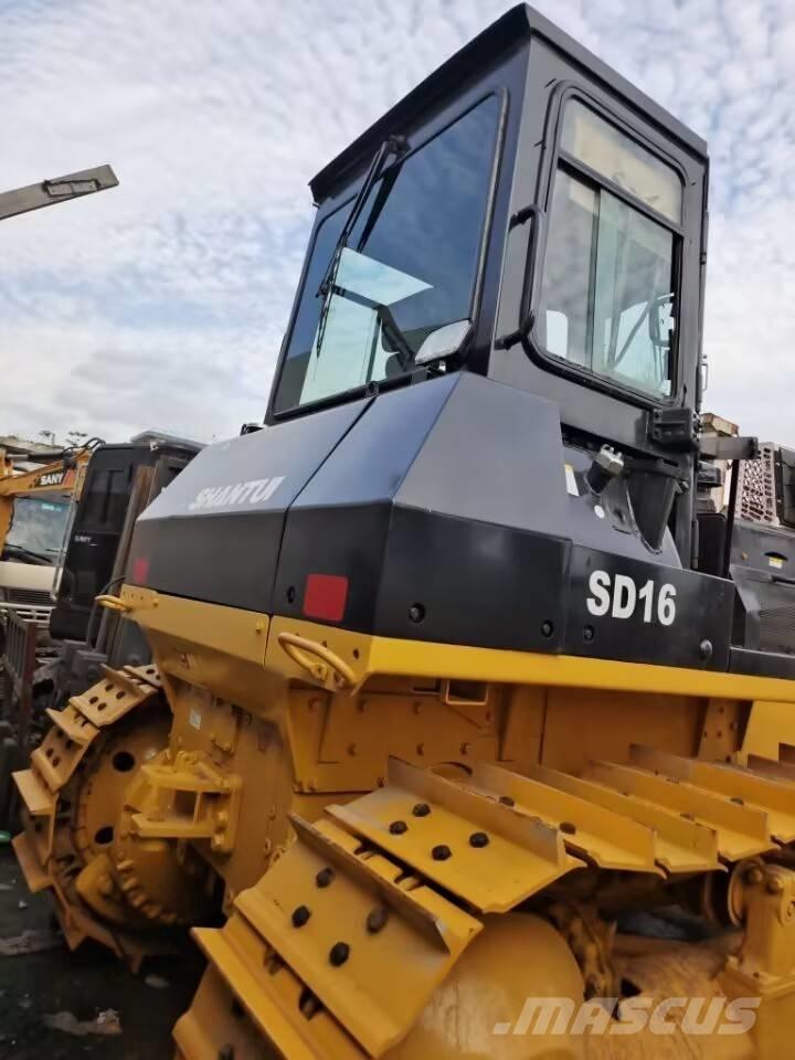 Shantui SD 16 Rupsdozers