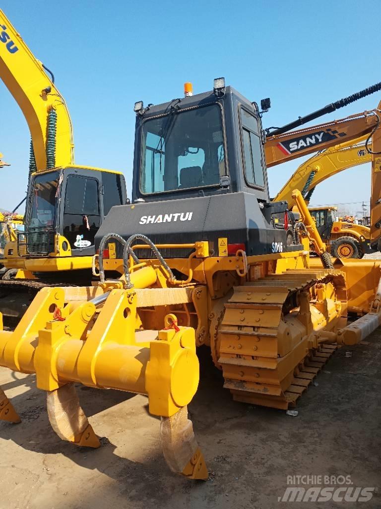 Shantui SD 16 Rupsdozers