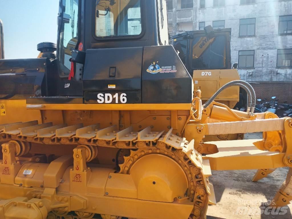 Shantui SD 16 Rupsdozers