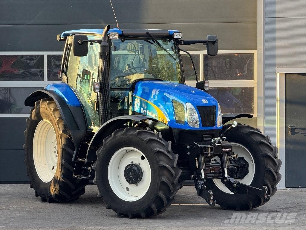 New Holland T 6030 Tractoren