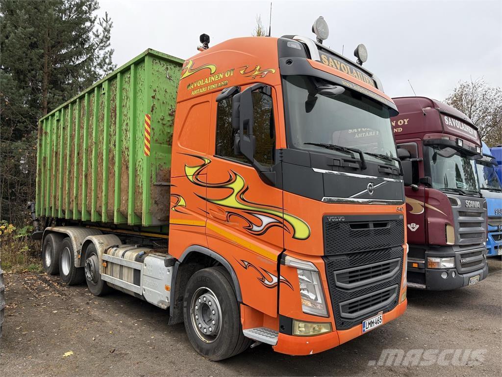 Volvo FH13 540 8X2 Vrachtwagen met containersysteem