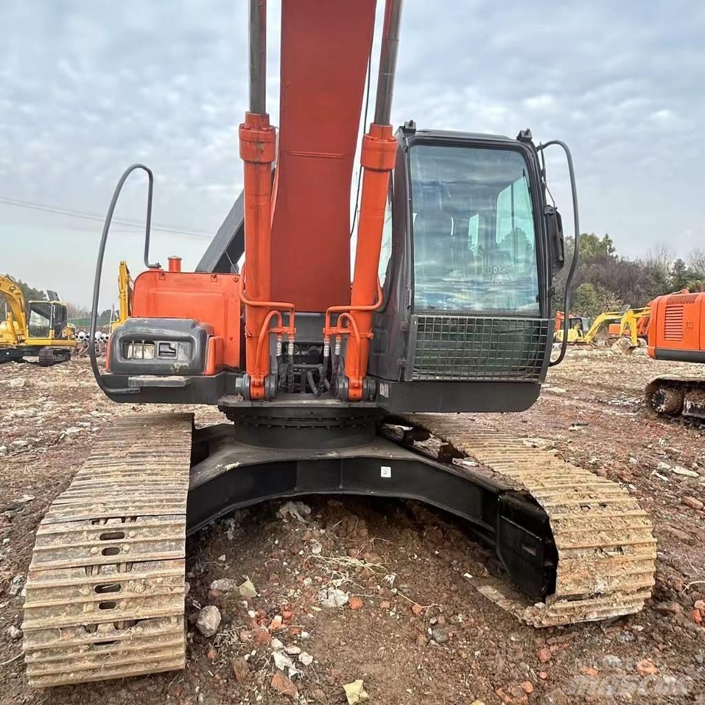 Hitachi ZX 240 Rupsgraafmachines