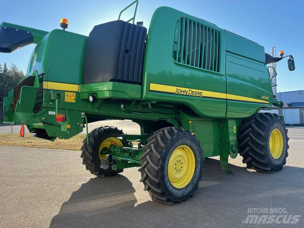 John Deere W540 Maaidorsmachines