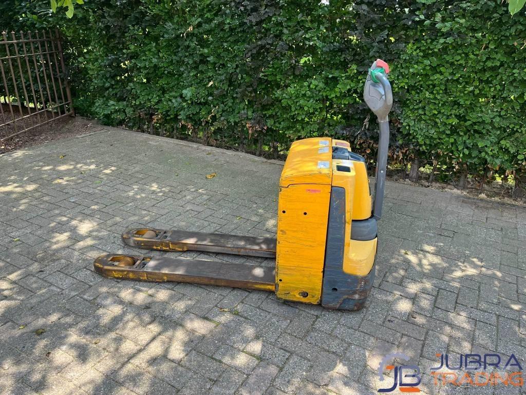 Jungheinrich EJE 118 Stapelaar meeloop