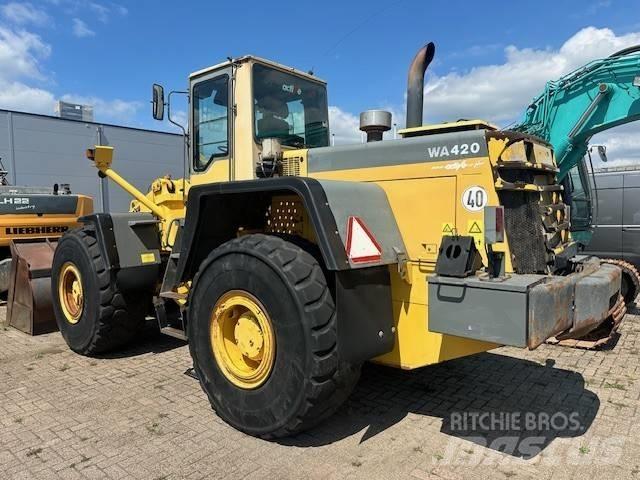 Komatsu WA 420-3 Wielladers