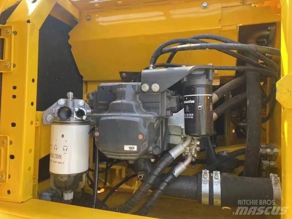 Komatsu PC 200-8 Midigraafmachines 7t - 12t