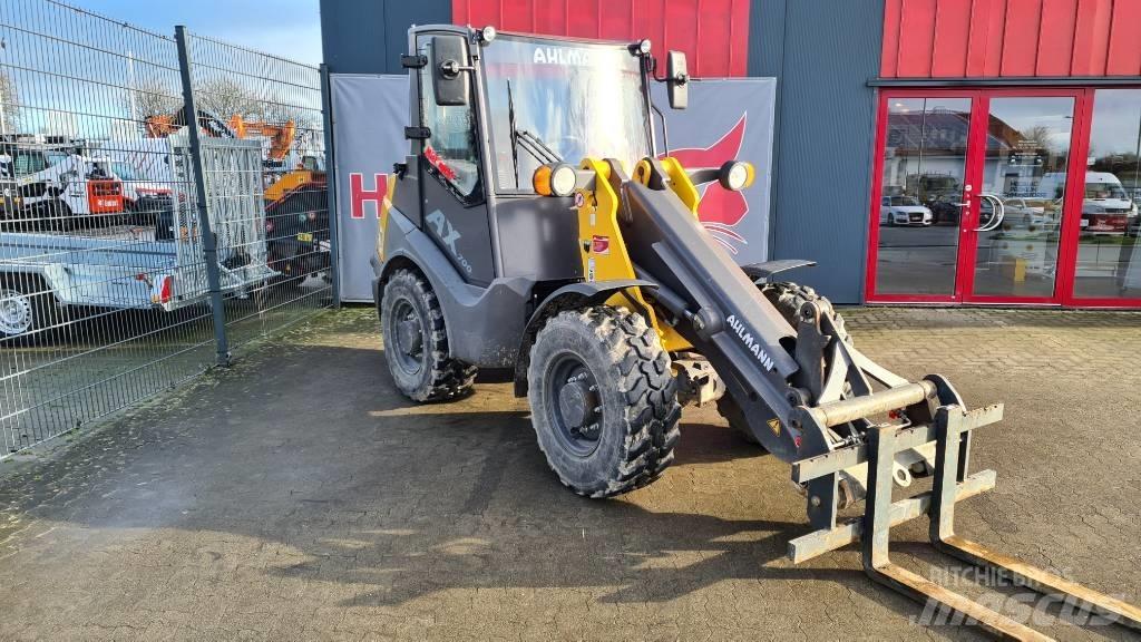 Mecalac AX 700 Wielladers