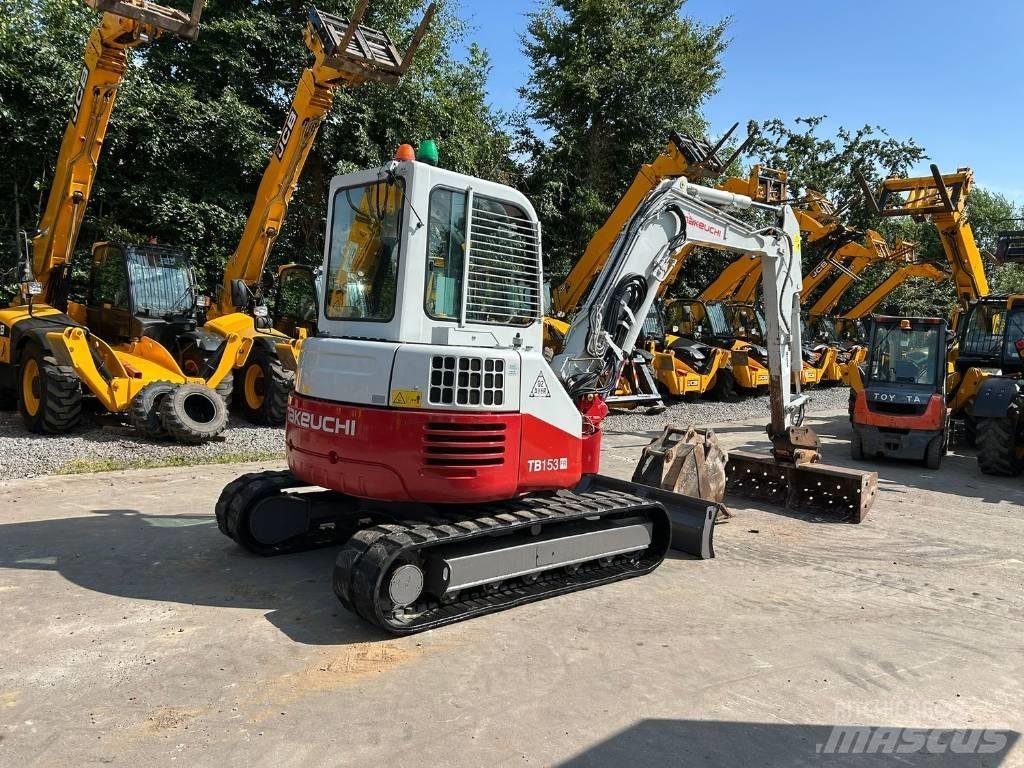 Takeuchi TB 153 FR Midigraafmachines 7t - 12t