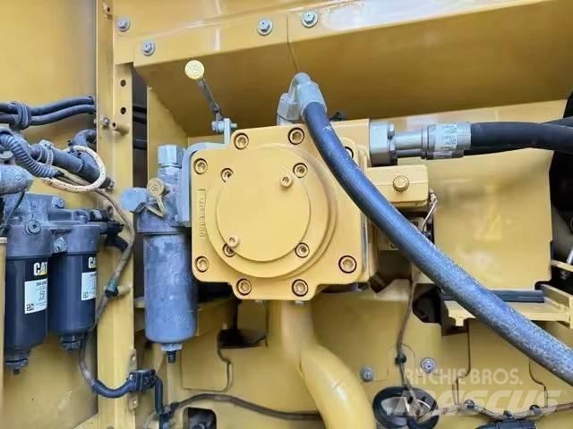 CAT 320 GC Rupsgraafmachines