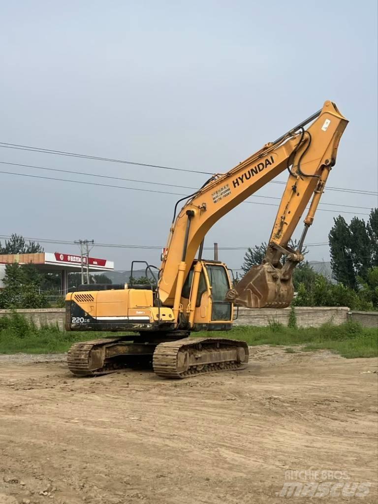Hyundai R220-9S Rupsgraafmachines