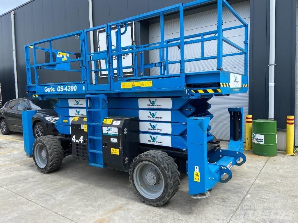 Genie GS 4390 Schaarhoogwerkers