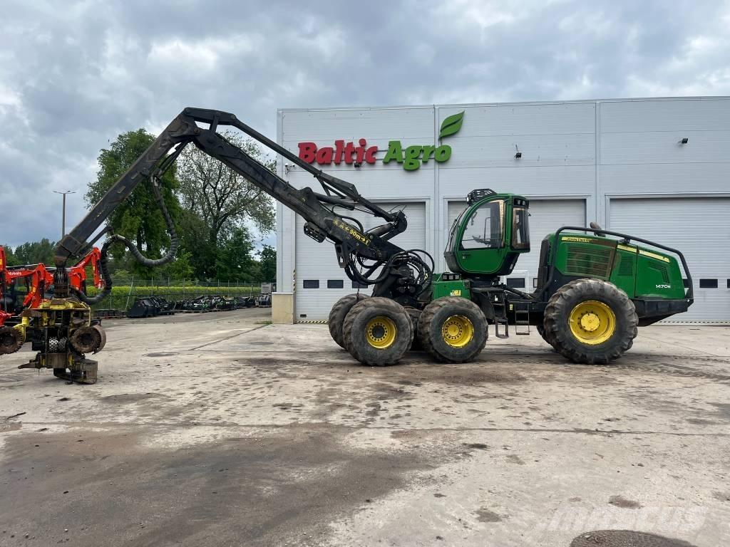 John Deere 1470 E Harvesters