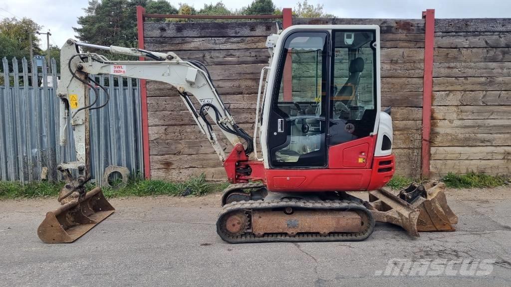 Takeuchi TB 230 Minigraafmachines < 7t