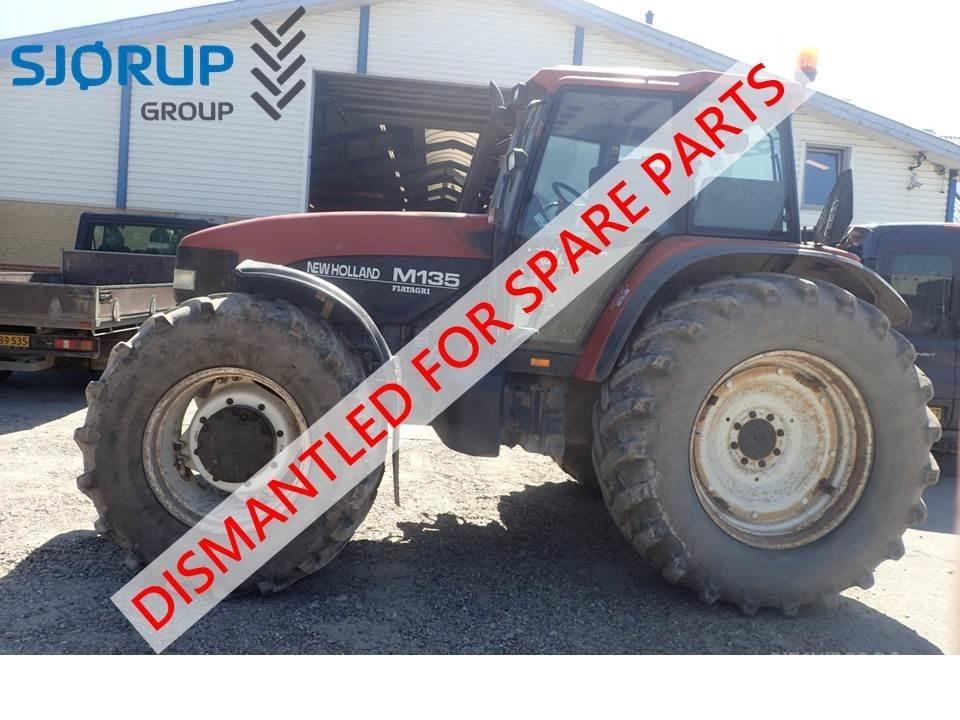 New Holland M135 Tractoren
