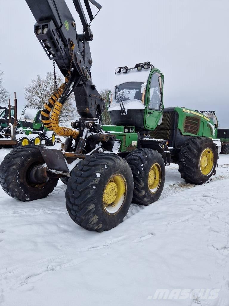 John Deere 1270E Harvesters