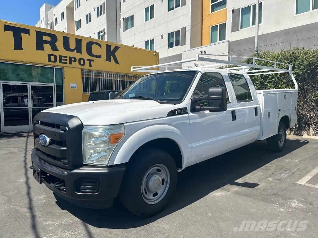 Ford F 350 Bestelwagens met open laadbak