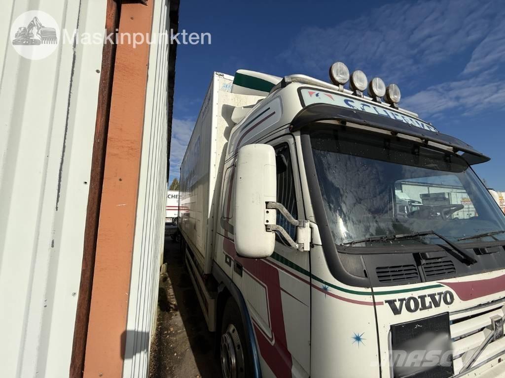 Volvo FM 12 Bakwagens met gesloten opbouw