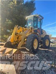 John Deere 324H Wielladers