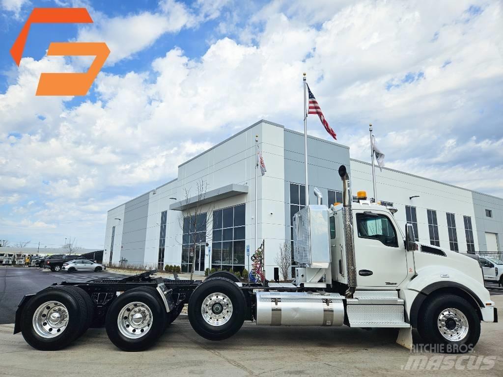 Kenworth T 880 Trekkers