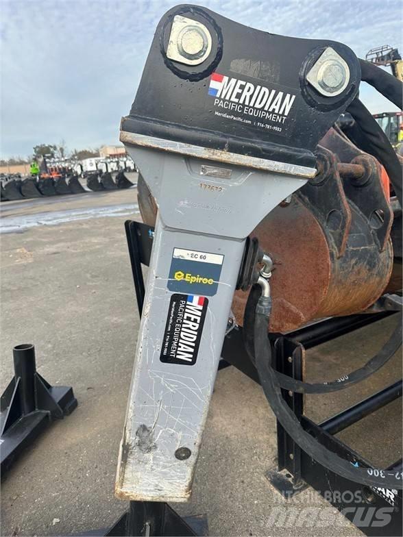 Epiroc EC60 Hamers en brekers