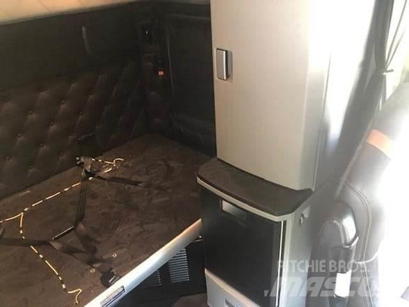 Kenworth T680 Trekkers