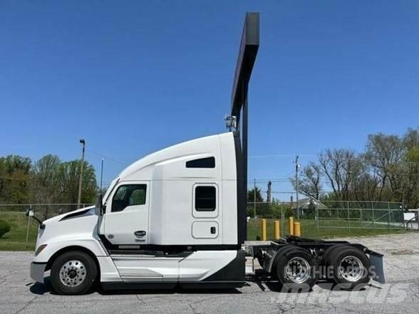 Kenworth T680 Trekkers
