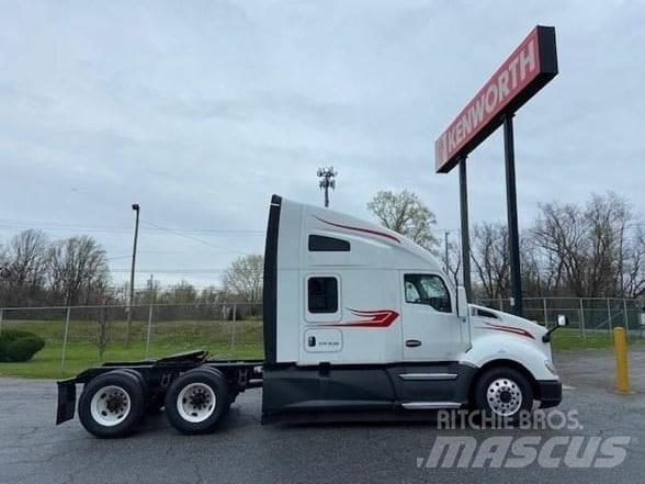 Kenworth T680 Trekkers