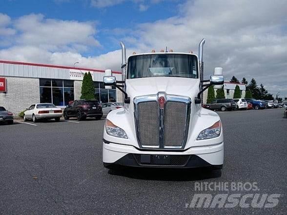 Kenworth T680 Trekkers