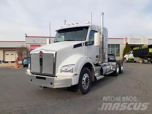 Kenworth T880 Trekkers